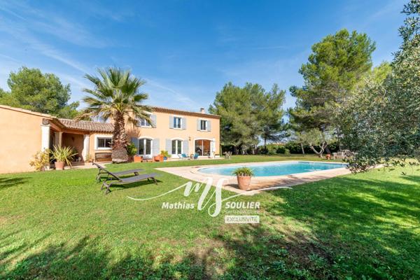 Bastide de 224m² sur 3809 m² paysagés de 2005