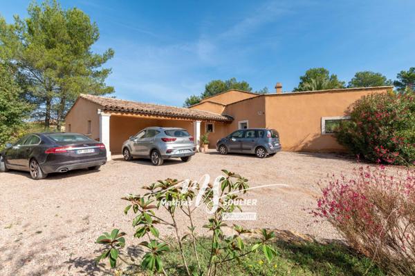 Bastide de 224m² sur 3809 m² paysagés de 2005