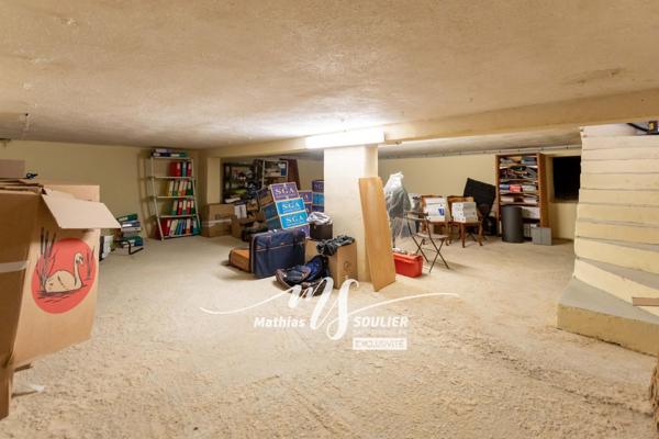 Bastide de 224m² sur 3809 m² paysagés de 2005