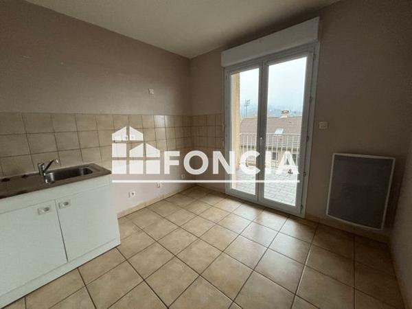 Location Appartement 4 pièces 83.3 m² - 1 RUE ALPHONSE DAUDET Gap 05000