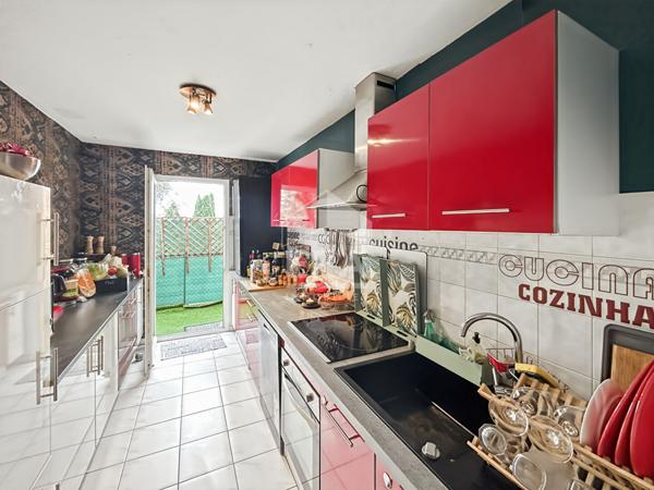 APPARTEMENT DUPLEX DE TYPE 3 PIECES EN REZ DE JARDIN