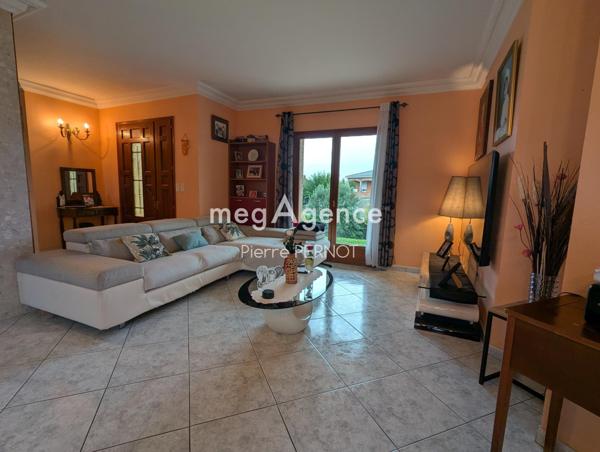 Maison à FONSORBES, 31470 - 6 pièces 240m²