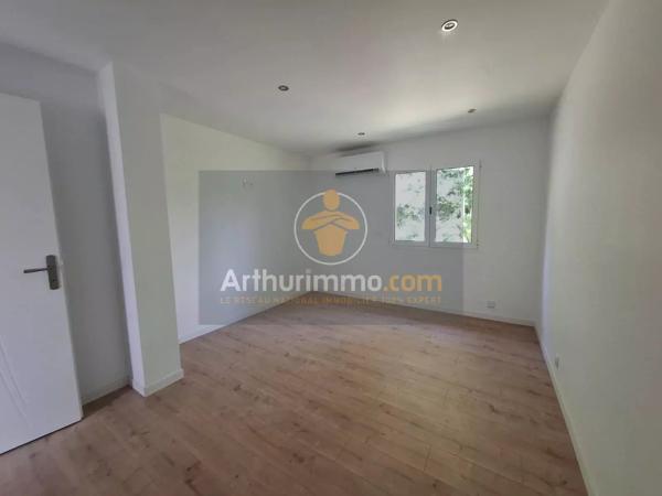 Vente                                                      Maison
                        
                     7 pièces                      111 m2                     à Mouroux