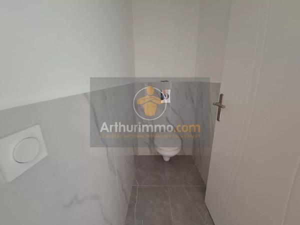 Vente                                                      Maison
                        
                     7 pièces                      111 m2                     à Mouroux