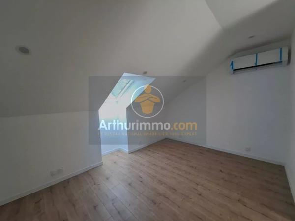 Vente                                                      Maison
                        
                     7 pièces                      111 m2                     à Mouroux