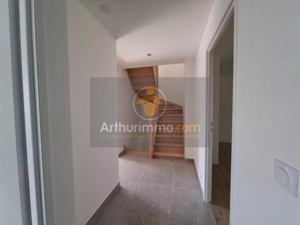 Vente                                                      Maison
                        
                     7 pièces                      111 m2                     à Mouroux