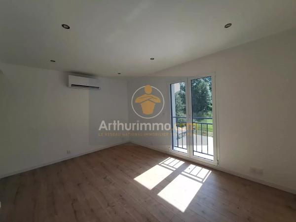 Vente                                                      Maison
                        
                     7 pièces                      111 m2                     à Mouroux