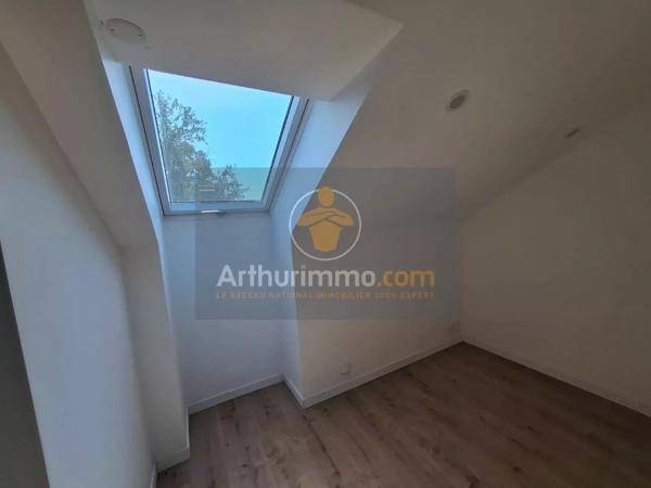 Vente                                                      Maison
                        
                     7 pièces                      111 m2                     à Mouroux
