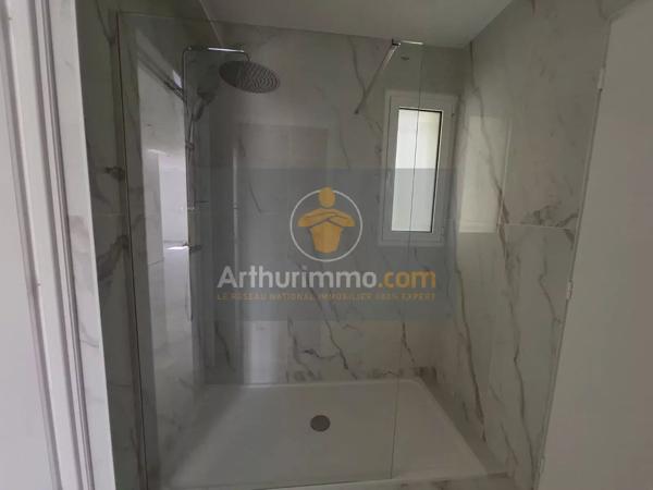 Vente                                                      Maison
                        
                     7 pièces                      111 m2                     à Mouroux