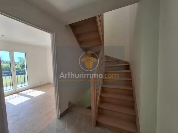 Vente                                                      Maison
                        
                     7 pièces                      111 m2                     à Mouroux