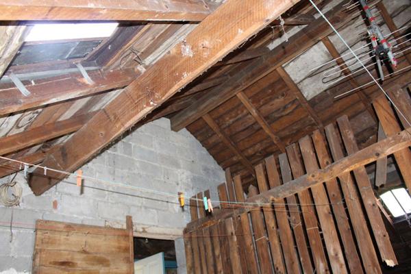 Immeuble de 3 / 4 appartements à Bort-Les-Orgues (19)