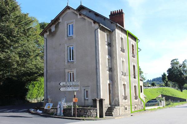 Immeuble de 3 / 4 appartements à Bort-Les-Orgues (19)
