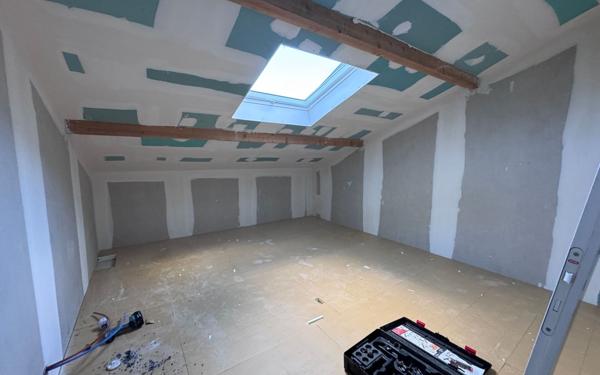 Maison à vendre    5 pièces •  Colombier-Saugnieu