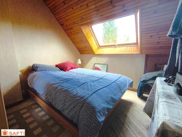 Maison familiale de 160m² avec piscine et triple garage