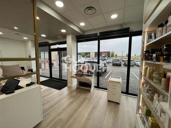 FONDS SALON ESTHETIQUE CHEVIGNY ST SAUVEUR 150 m2