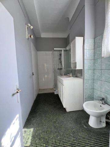 Hyper-centre Aix – À 2 pas du Cours Mirabeau.