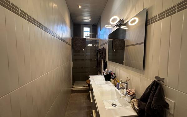 Maison à louer    3 pièces • 80 m2 Bordeaux