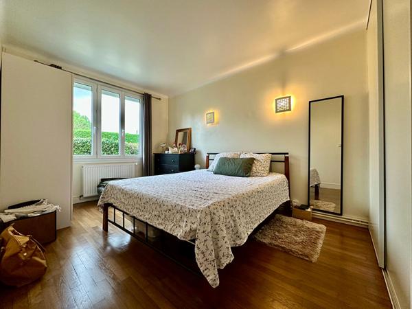 Appartement T3 avec jardin à Saint-Denis-en-Val. Bien rare dans une petite copropriété