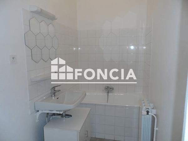 Location Appartement 2 pièces 52.37 m² - 84 RUE CHARLES III Nancy 54000