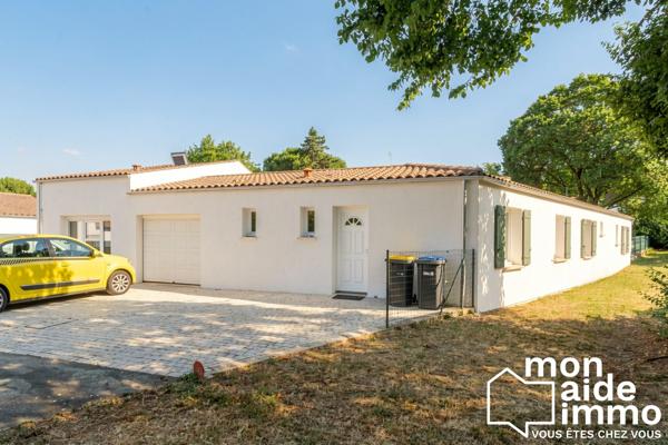 Maison familiale avec piscine et duplex attenant