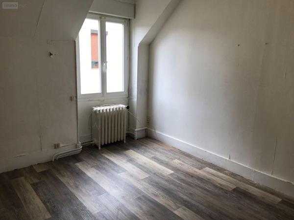 Maison de ville à vendre à Bonnétable dans la Sarthe (72110), ref : 079/1932