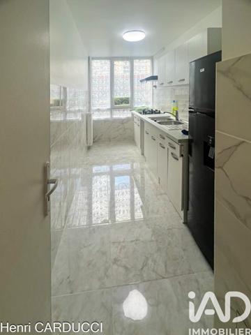 Appartement à vendre 4 pièces 73 m² Aubervilliers