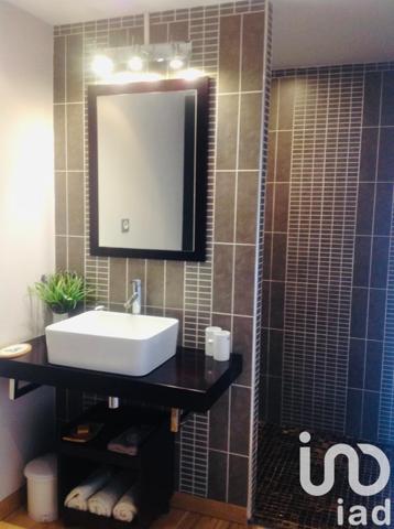 House for sale 8 rooms 274 m² L'Étang-Salé