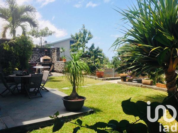 House for sale 8 rooms 274 m² L'Étang-Salé