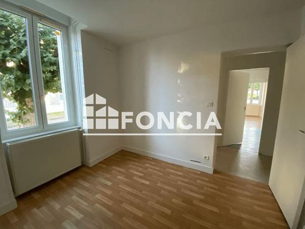 Location Appartement 2 pièces 51.27 m² - ALLEE DES TILLEULS St Priest Taurion 87480