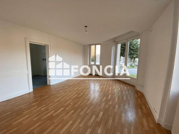 Location Appartement 2 pièces 51.27 m² - ALLEE DES TILLEULS St Priest Taurion 87480