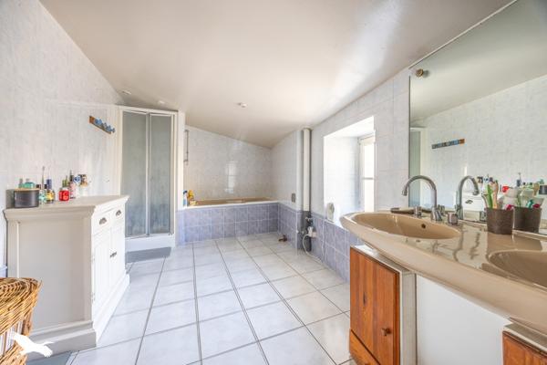 Maison à vendre 190 000 € Niort 5 p 119 m² DPE D