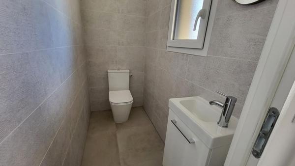 Maison contemporaine  Prigonrieux près  Bergerac 167 m2 sur parcelle de 5138 m² vue Dordogne