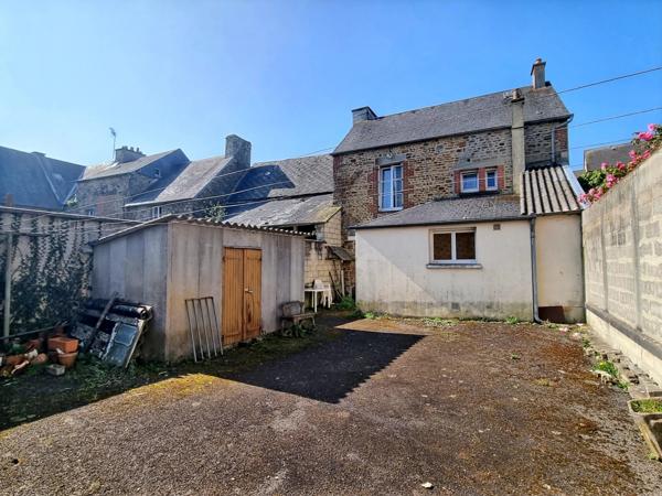 🏡 Maison de ville avec extérieur sans vis-à-vis – Centre de Tinchebray