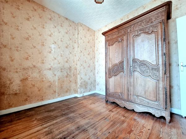 🏡 Maison de ville avec extérieur sans vis-à-vis – Centre de Tinchebray