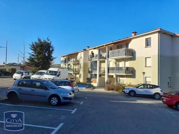 Appartement à louer 3 pièces 54.79m² Auch (32000)