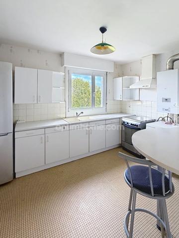 JARVILLE LA MALGRANGE - T4 LUMINEUX AVEC BALCON, PARKING ET CAVE - RESIDENCE SECURISEE