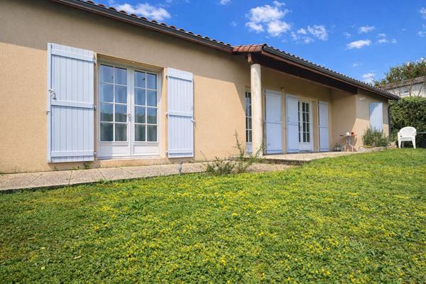 Maison plain-pied centre bourg Jaunay-Clan