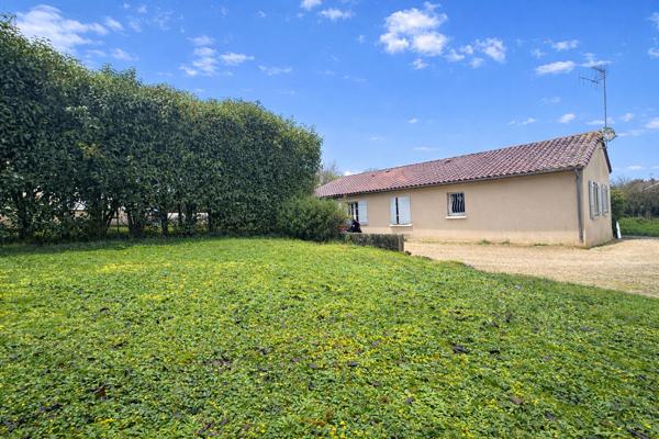 Maison plain-pied centre bourg Jaunay-Clan