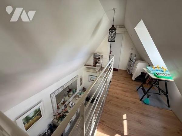 LA ROUSSIERE JOLIE MAISON NORMANDE RENOVEE AUX PRESTATIONS DE QUALITES DANS UN BEL ENVIRONNEMENT