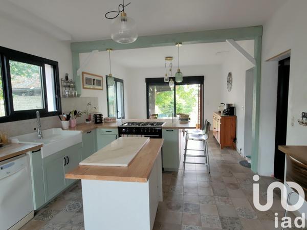 Maison à vendre 9 pièces 250 m² Senillé-Saint-Sauveur