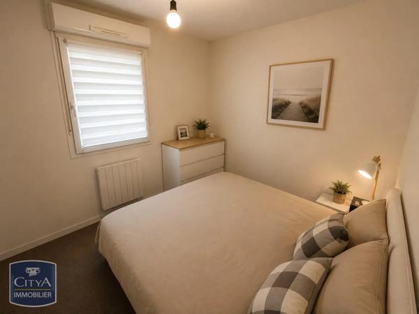 Appartement à louer 3 pièces 63.65m² Étaules (17750)