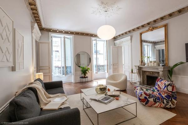 Appartement 6 pièces - 182 m²