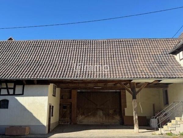 Beau Corps de ferme Jardin Garage double