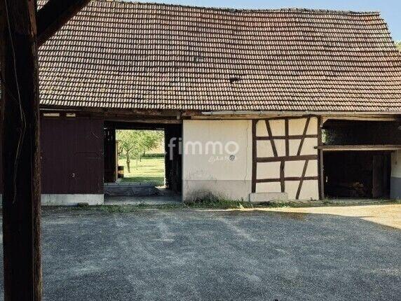 Beau Corps de ferme Jardin Garage double