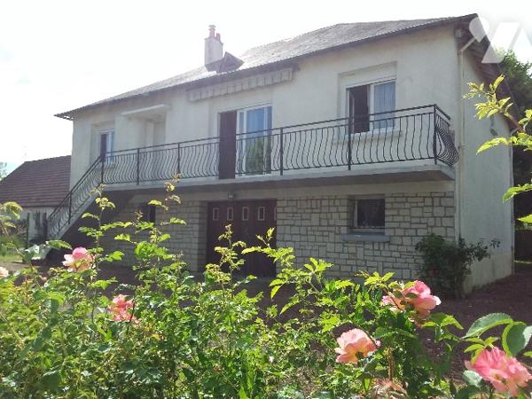 A 15 MNS DE BLOIS, PAVILLON DE BONNE CONSTRUCTION, TERRAIN 802 M²