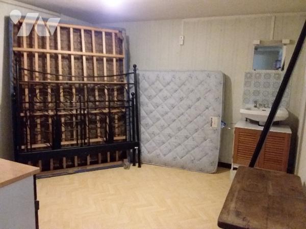 A 15 MNS DE BLOIS, PAVILLON DE BONNE CONSTRUCTION, TERRAIN 802 M²