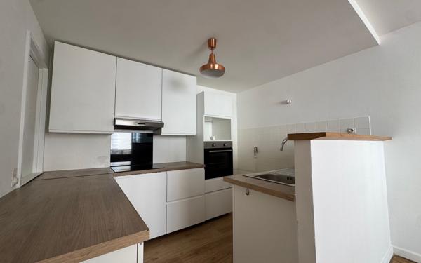 Appartement à louer    3 pièces • 90,80 m2 Lyon 3