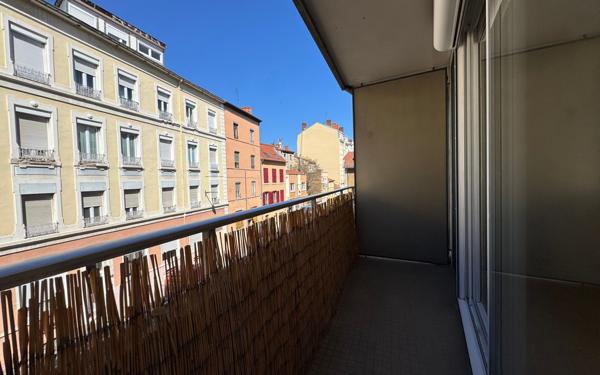 Appartement à louer    3 pièces • 90,80 m2 Lyon 3