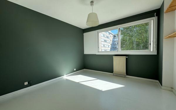 Appartement à louer    3 pièces • 90,80 m2 Lyon 3