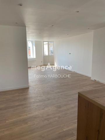 Appartement à FIRMINY, 42700 - 4 pièces 120m²